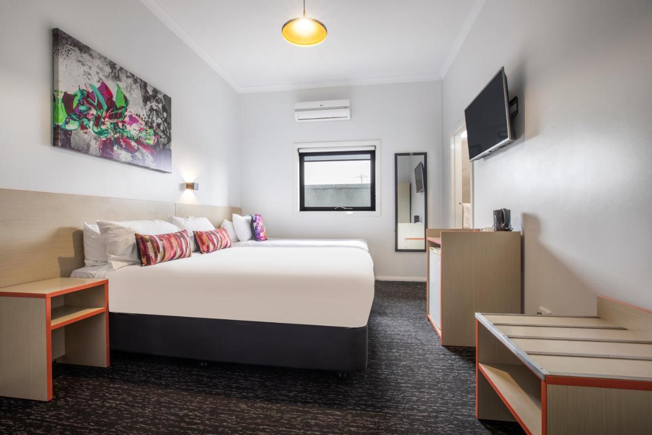 Nightcap At Ashley Hotel Braybrook Экстерьер фото