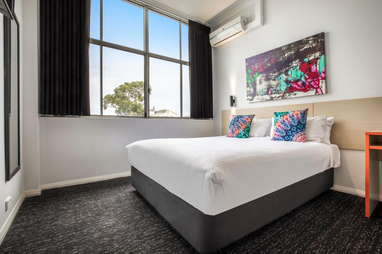 Nightcap At Ashley Hotel Braybrook Экстерьер фото