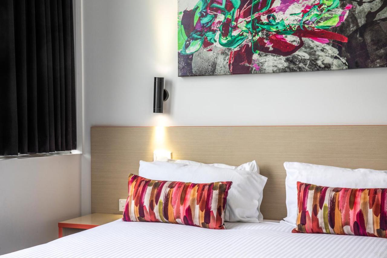 Nightcap At Ashley Hotel Braybrook Экстерьер фото