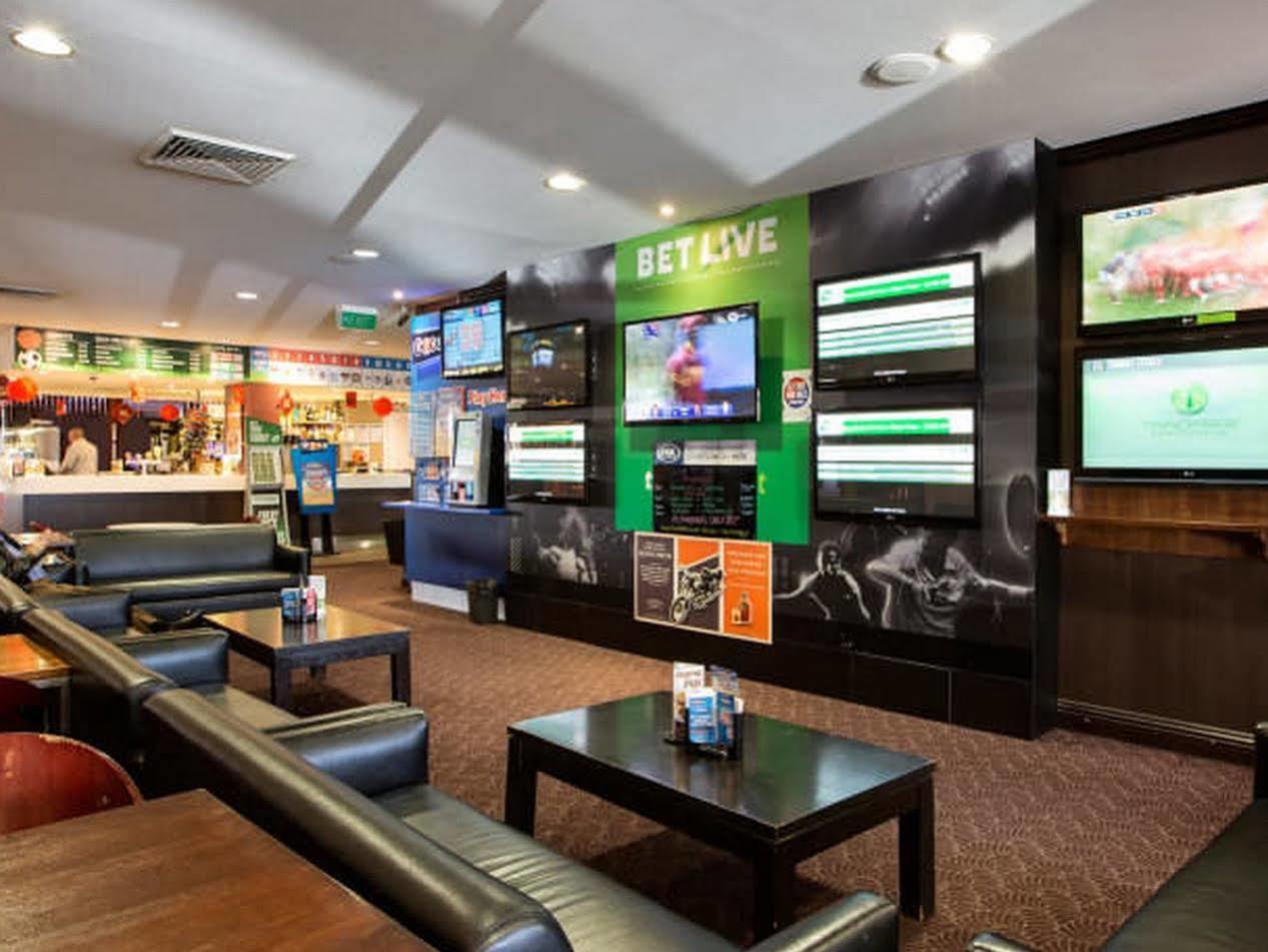 Nightcap At Ashley Hotel Braybrook Экстерьер фото